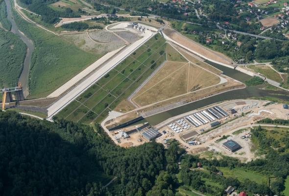 Samorządy: Świnna Poręba to nadal plac budowy Samorządy: Świnna Poręba to nadal plac budowy