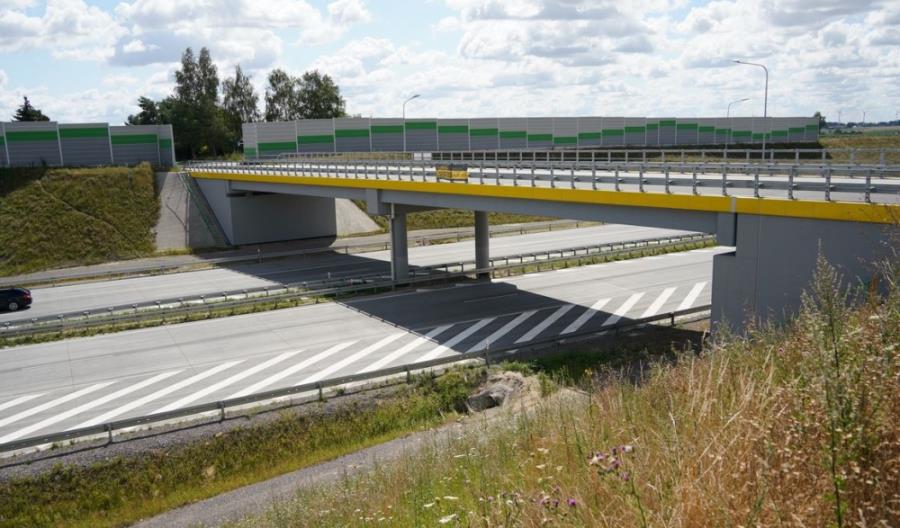 Nowe drogi budowane są drożej, ale w wyższym standardzie Nowe drogi budowane są drożej, ale w wyższym standardzie