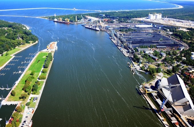 OT Port Gdynia.  Załadunek statków znacznie przyspieszy   