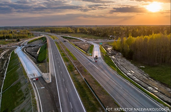 Na lotnisko w Radomiu nową drogą? S7 blisko otwarcia   