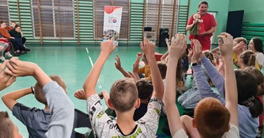 Lekcja o bezpieczeństwie z... Czerwonym Kapturkiem