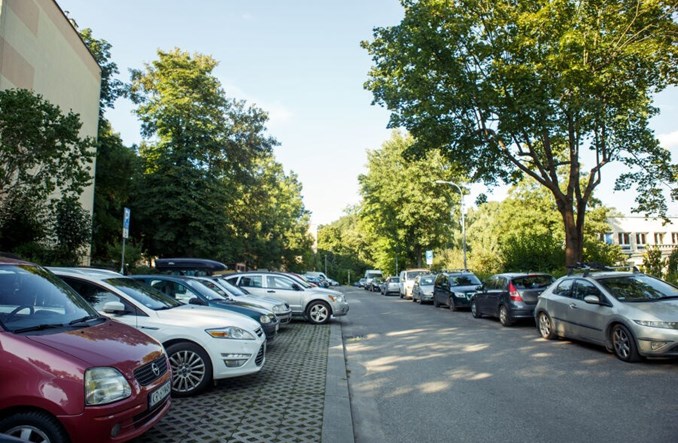 Kraków opóźnia rozwój Strefy Płatnego Parkowania