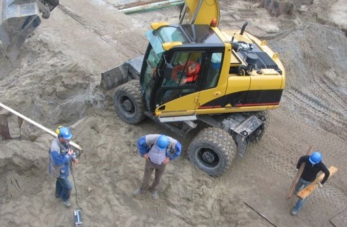 Pięciu największych graczy odpowiada za 11 proc. przychodów dużych firm budowlanych 