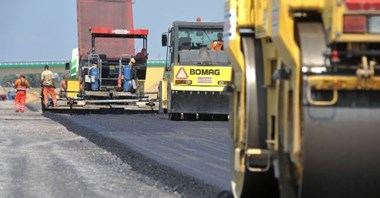 Drogi do 10 km bez decyzji środowiskowej? Resort odpowiada na „Piątkę dla budownictwa”