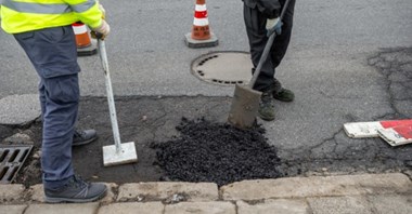 Zima zamroziła inwestycje drogowe. W Warszawie co najmniej kilkanaście zadań
