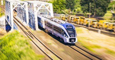 Kolej też walczy z upałami. Duże problemy dla pasażerów