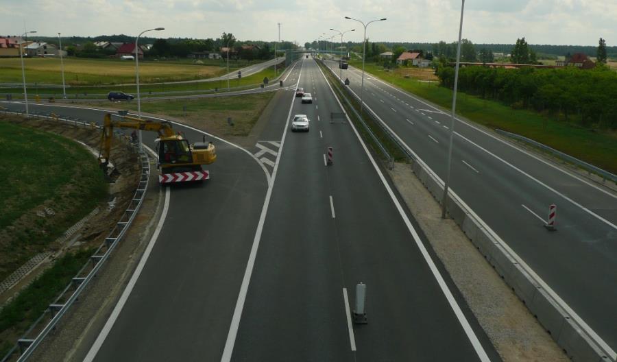 Łomianki czekają na kolejną wylotówkę z Warszawy Łomianki czekają na kolejną wylotówkę z Warszawy