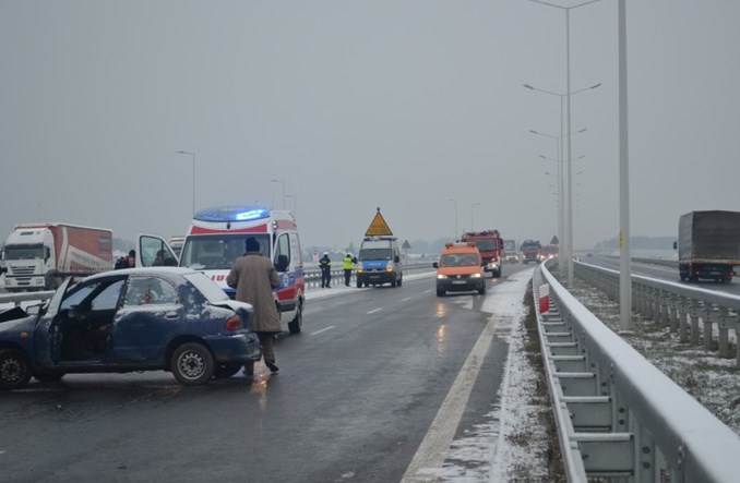 KE: Na drogach bezpieczniej, ale to nadal nie wystarczy