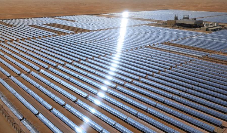 W Dubaju budują największą elektrownię słoneczną na świecie W Dubaju budują największą elektrownię słoneczną na świecie