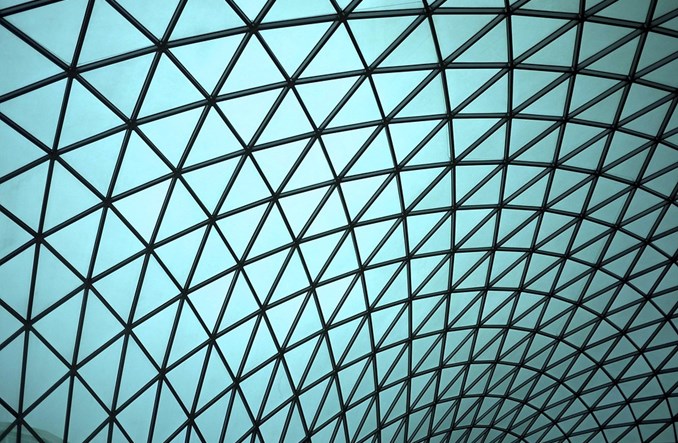 Smart Window, czyli okno, które naładuje telefon komórkowy