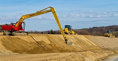 Szmit: Ok. 450 mln zł na podlaskie i warmińsko-mazurskie drogi krajowe 