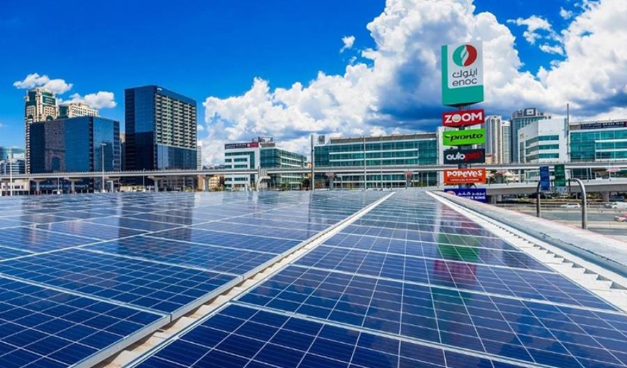 W Dubaju nawet stacje paliw zasila energia słoneczna W Dubaju nawet stacje paliw zasila energia słoneczna