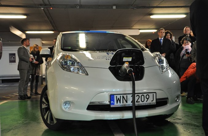 Wygodne punkty ładowania kluczem do polskiej elektromobilności