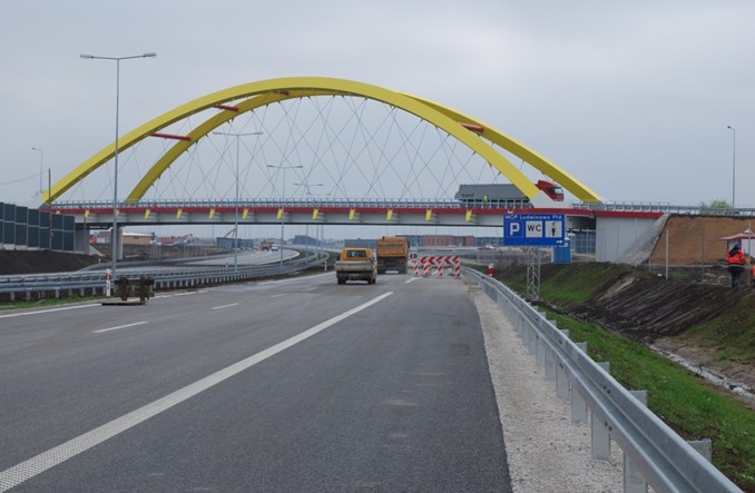 A1 i S14 skierowane do przetargu