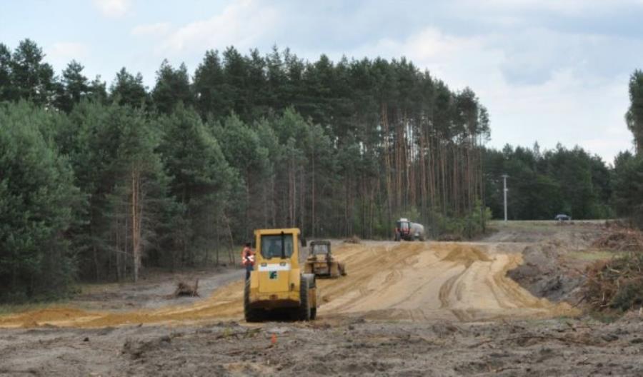Buduje się! Obwodnica Staszowa będzie gotowa jesienią 2018 roku Buduje się! Obwodnica Staszowa będzie gotowa jesienią 2018 roku