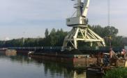 Barki z węglem ruszyły Odrą do Wrocławia