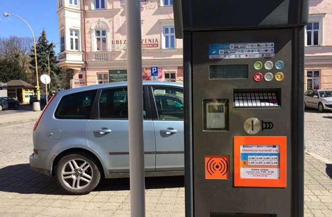 Pod egidą Visa powstały dwie aplikacje – biletowa dla Łodzi, parkingowa dla Krakowa