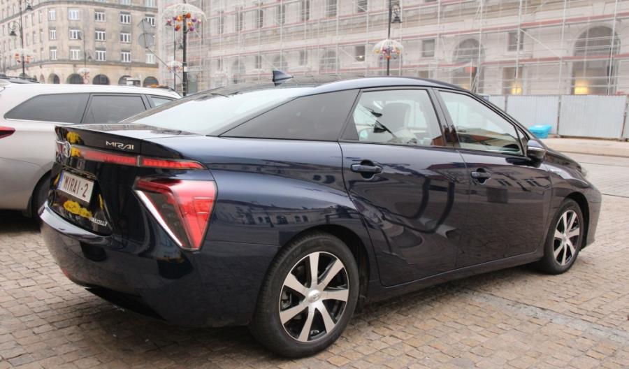 Wodór będzie napędzał także autobusy i ciężarówki Wodór będzie napędzał także autobusy i ciężarówki