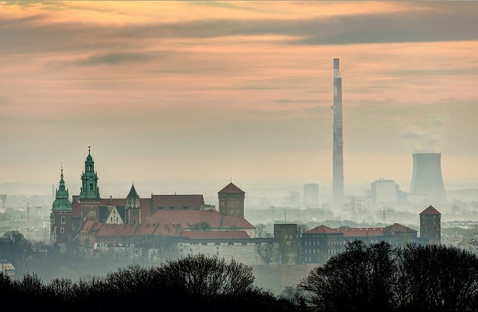 Kraków. Śmierć strefy czystego transportu na Kazimierzu. Ale są plusy