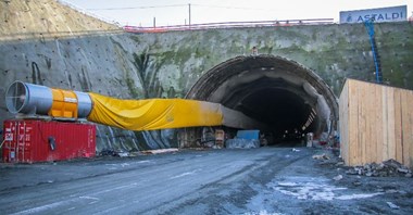 Trwa budowa tunelu na Zakopiance