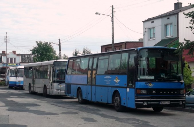 Na odbudowę połączeń autobusowych od rządu już „tylko" 500 mln zł