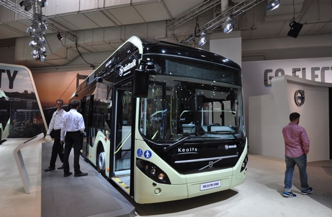 Bruksela. Volvo dostarczy 90 hybryd elektrycznych