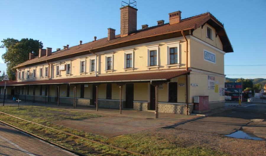 Podkarpackie: Ponad pół miliona na drogi w ramach funduszu kolejowego Podkarpackie: Ponad pół miliona na drogi w ramach funduszu kolejowego