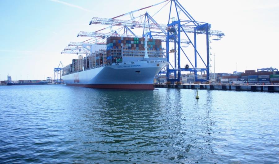 PFR, z dwoma partnerami, kupuje terminal DCT Gdańsk PFR, z dwoma partnerami, kupuje terminal DCT Gdańsk