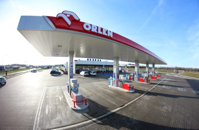 Orlen z nową strategią. Więcej stacji i 140 mld zł na inwestycje
