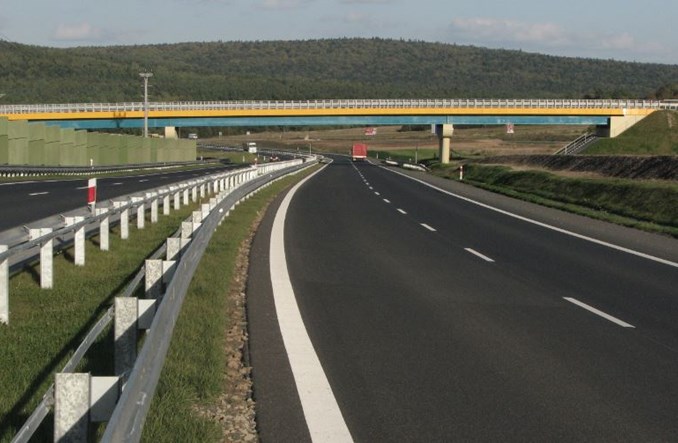 Czy niska cena i problemy na innych kontraktach wyrzucą TOTO z S61?