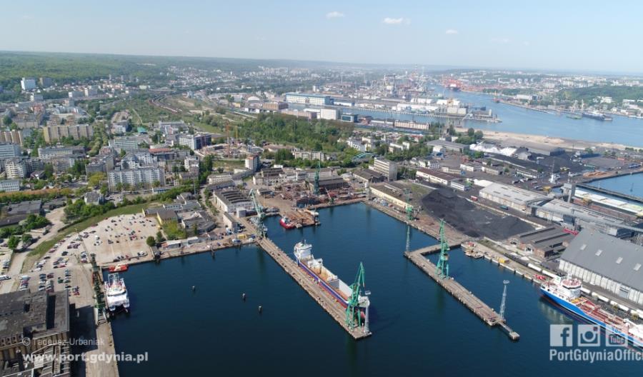 Tereny od Stoczni Nauta dla Portu Gdynia Tereny od Stoczni Nauta dla Portu Gdynia