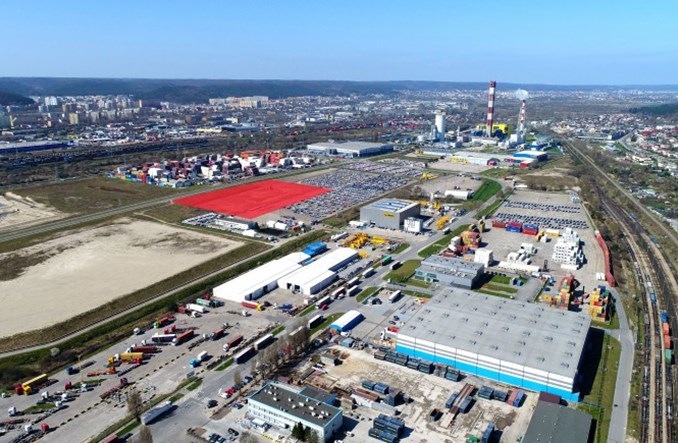 Port Gdynia podpisał umowę na budowę magazynu wysokiego składowania