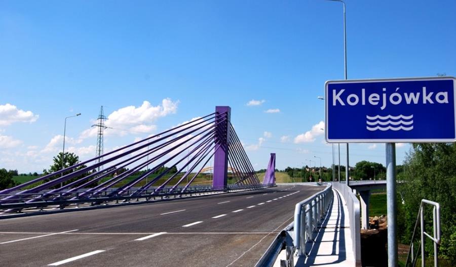 Łódzkie: GDDKiA podpisała umowy z nadzorcami budowy A1 Łódzkie: GDDKiA podpisała umowy z nadzorcami budowy A1