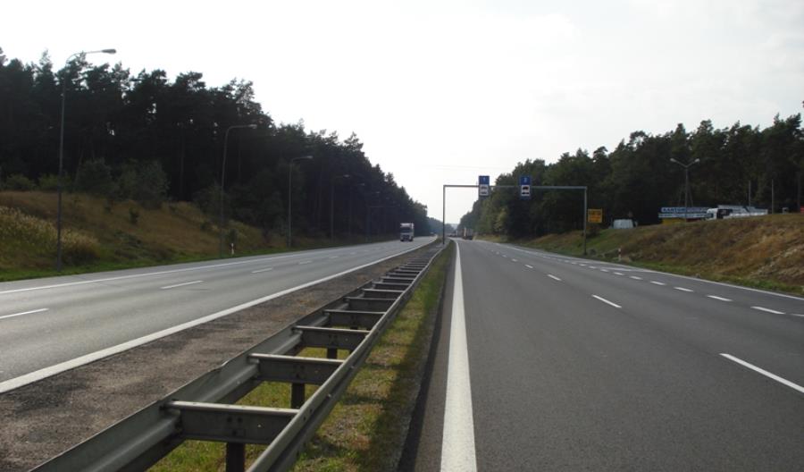 Program inwestycyjny prac przygotowawczych dla trzeciego pasa A2 Warszawa – Łódź podpisany Program inwestycyjny prac przygotowawczych dla trzeciego pasa A2 Warszawa – Łódź podpisany