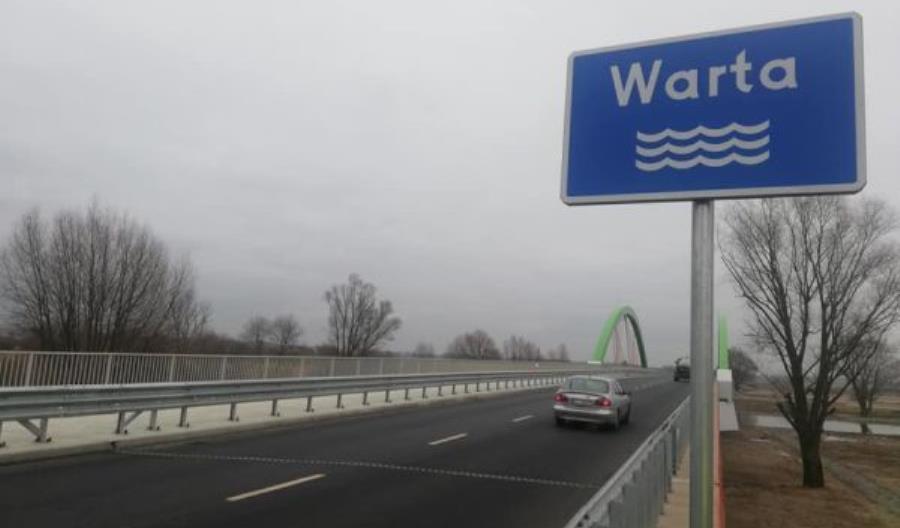 Łódzkie. Most przez Wartę w Warcie rozbudowany Łódzkie. Most przez Wartę w Warcie rozbudowany