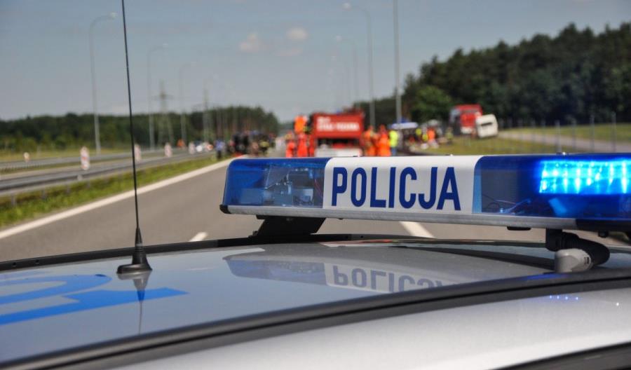 Rząd rozważa 10-krotną podwyżkę mandatów. Czy wyższe kary odstraszą piratów drogowych? Rząd rozważa 10-krotną podwyżkę mandatów. Czy wyższe kary odstraszą piratów drogowych?