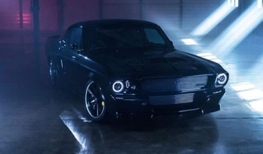 Klasyk na baterie. Powstaje elektryczny Mustang z lat 60. Klasyk na baterie. Powstaje elektryczny Mustang z lat 60.