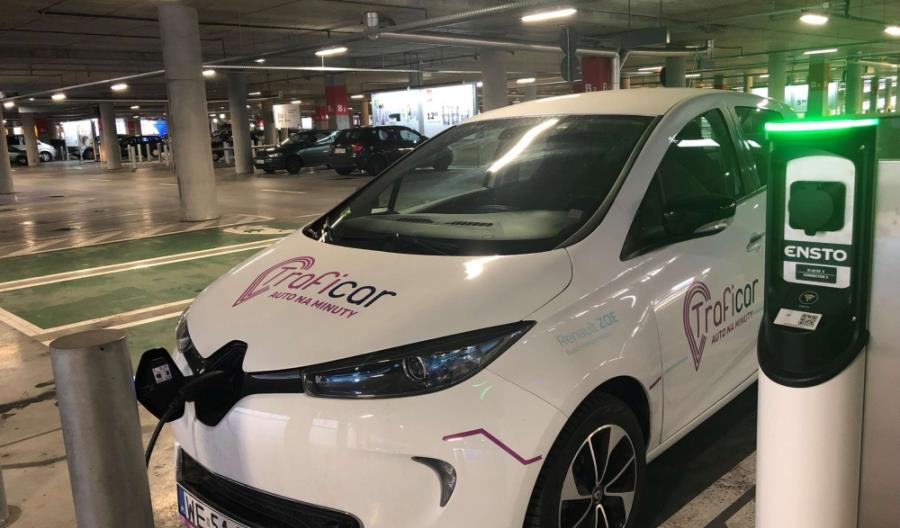 IKEA Katowice udostępniła stacje ładowania samochodów elektrycznych IKEA Katowice udostępniła stacje ładowania samochodów elektrycznych