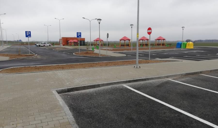 Jest gdzie się zatrzymać przy nowej S3 koło Jawora Jest gdzie się zatrzymać przy nowej S3 koło Jawora