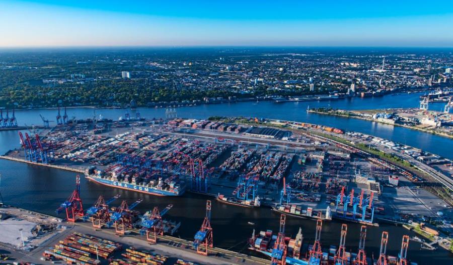 Port Hamburg z kolejowym rekordem i niewielkim spadkiem przeładunków w 2018 roku Port Hamburg z kolejowym rekordem i niewielkim spadkiem przeładunków w 2018 roku