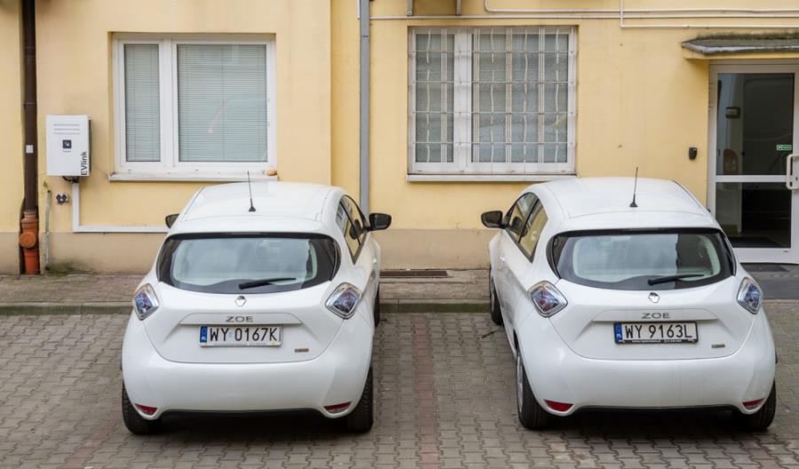 Warszawski ZDM ma już 9 samochodów elektrycznych Warszawski ZDM ma już 9 samochodów elektrycznych