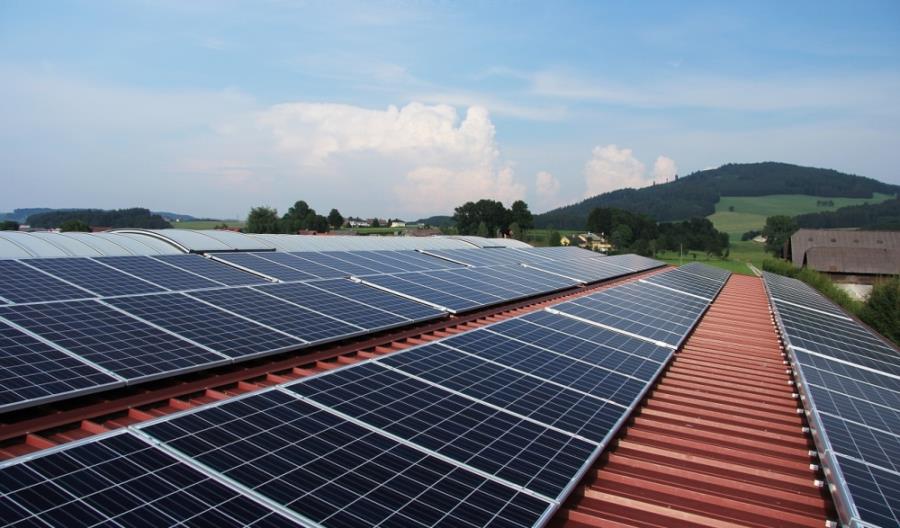 Elektromobilność. Prawo nie nadąża za praktyką Elektromobilność. Prawo nie nadąża za praktyką