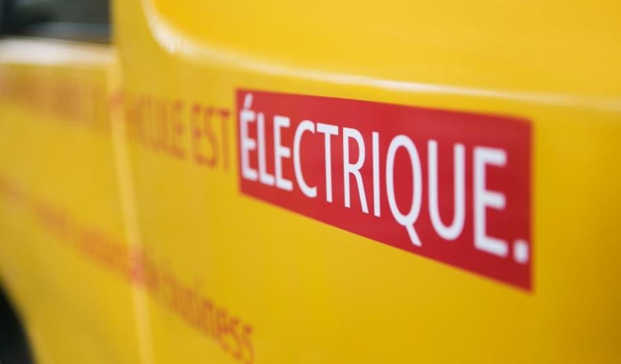 DHL Express testuje pojazdy elektryczne DHL Express testuje pojazdy elektryczne