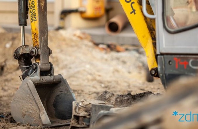 PKP PLK modernizuje przejazdy kolejowe w Poznaniu