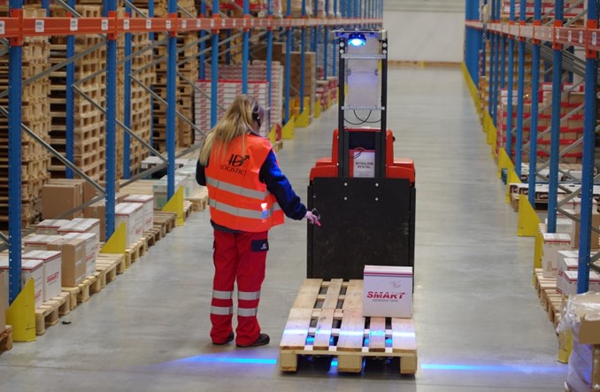 Savills: Magazyny prześcignęły biura. Nieruchomości komercyjne pożądane przez inwestorów