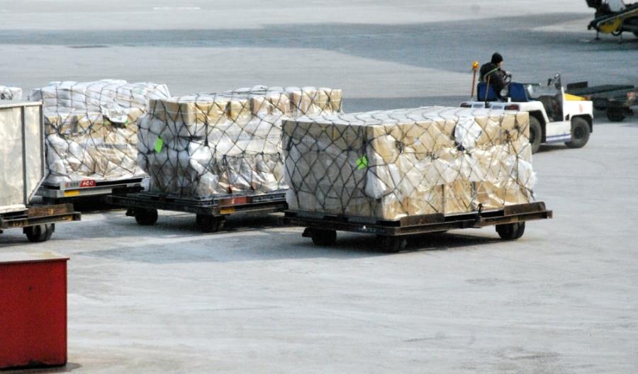Drony, rowery cargo i autonomiczne wózki usprawniają pracę firm kurierskich Drony, rowery cargo i autonomiczne wózki usprawniają pracę firm kurierskich