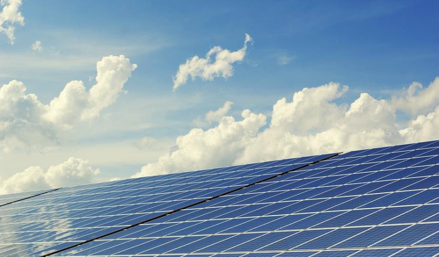PGE: ładowanie samochodów elektrycznych tylko za pomocą odnawialnych źródeł PGE: ładowanie samochodów elektrycznych tylko za pomocą odnawialnych źródeł