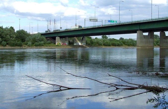 Rekordowa liczba pojazdów na warszawskich mostach