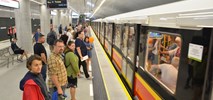 Metro na Targówek: W dniu otwarcia 3,5-krotnie więcej pasażerów II linii niż zazwyczaj