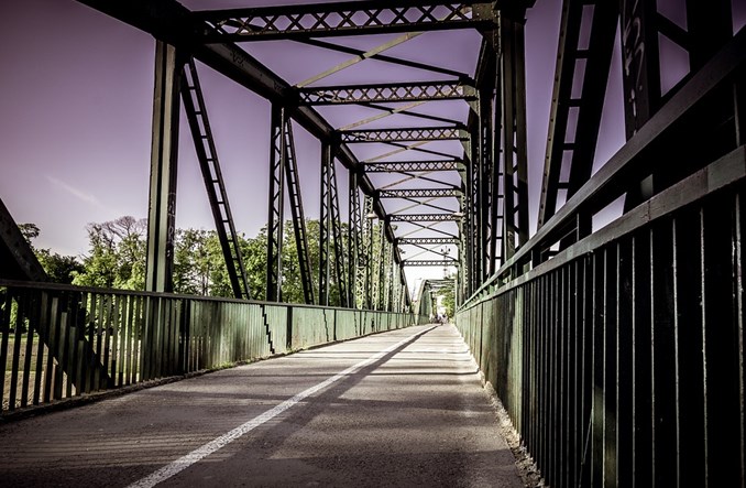 Dwa nowe wiadukty nad CMK. Większe możliwości kolei